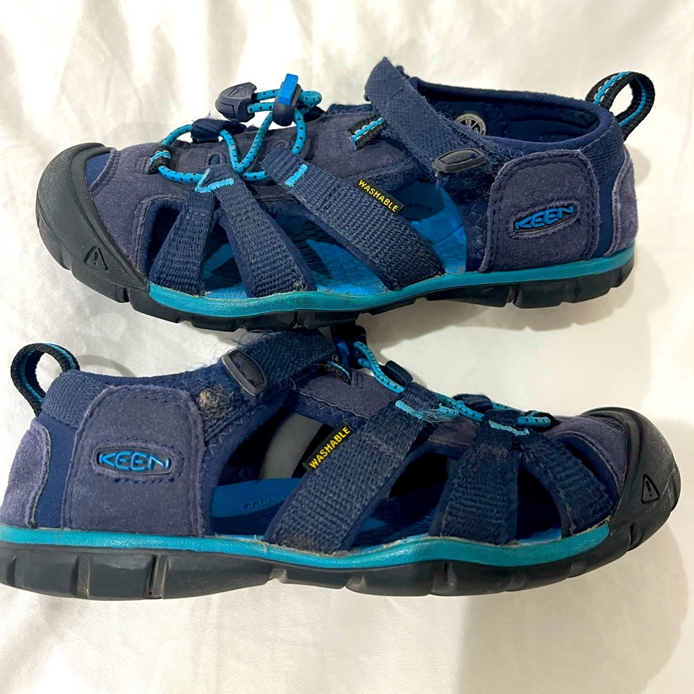 Keen kids sandals size 13.
